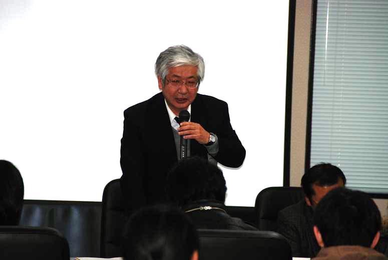 荒井部次長