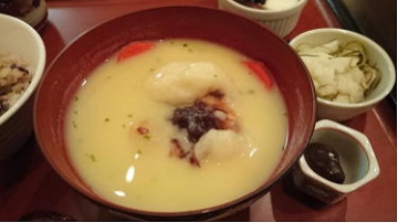 丸餅の中にあんこ