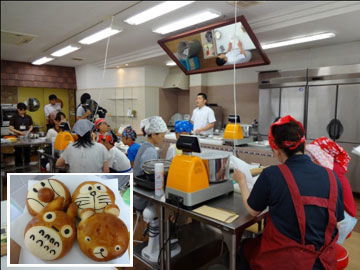 夏休み親子米粉パン教室の開催
