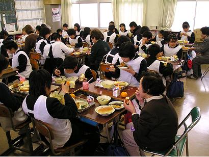 生産者と交流給食会