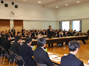 食料・農業・農村政策審議会企画部会の様子