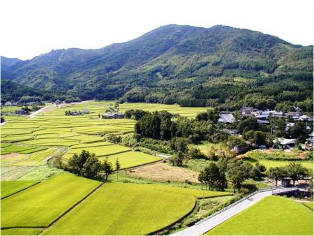 西叡山と台薗集落