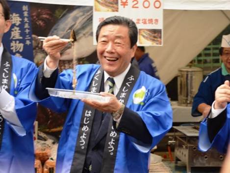 東北の生産者の方々の集合写真