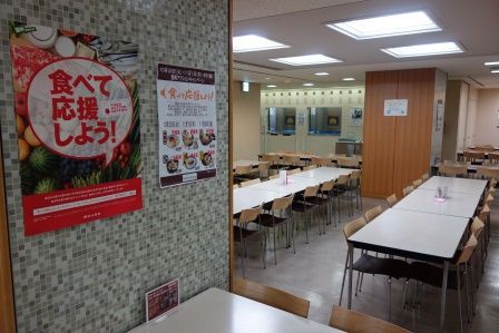食堂の様子3