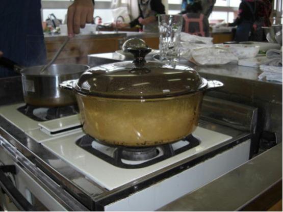 潮小学校炊飯実習2