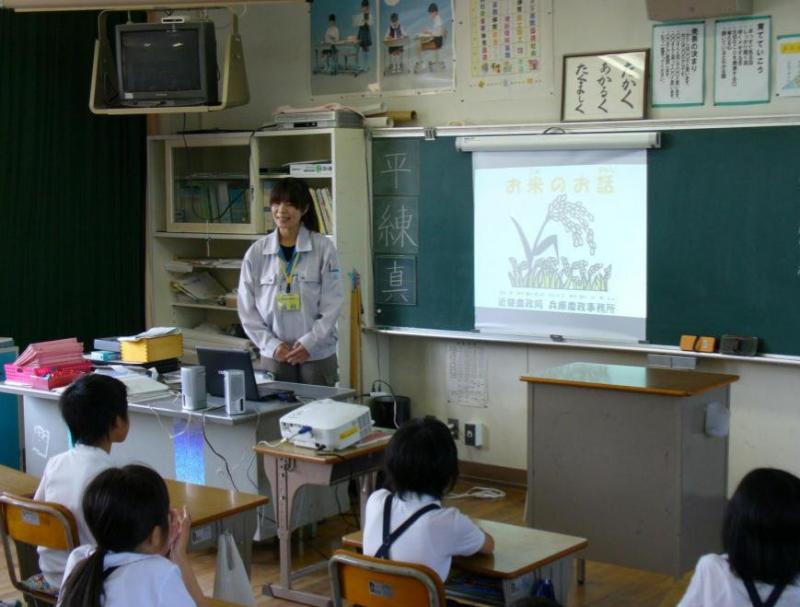 西栗栖小学校座学1
