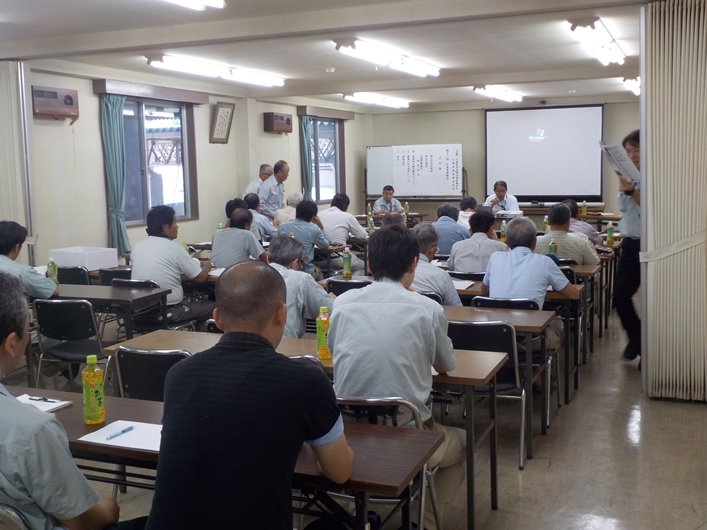 久留米市市場卸売市場で研修会
