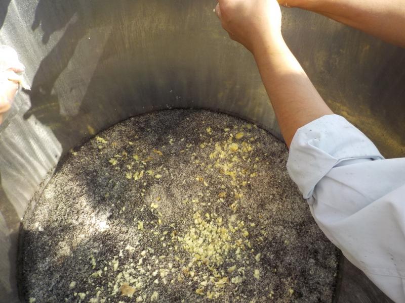 焼酎を仕込む準備中です。