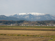 宮城県蔵王町から望む蔵王連峰