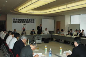 総会の様子