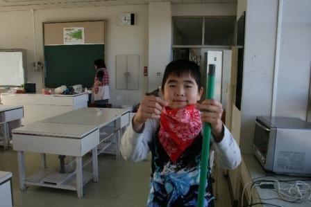 掃除も頑張る!
