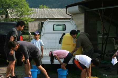 常安おやじの会 平成23年5月21日 田植え