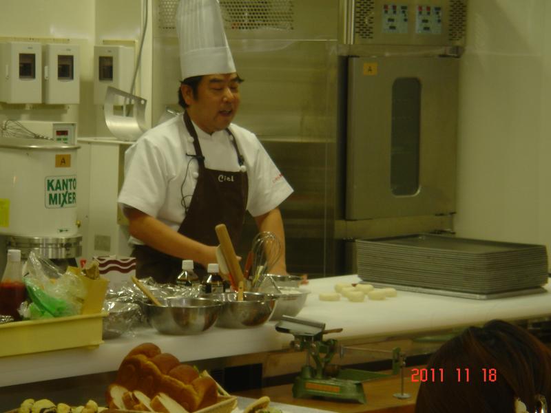 講師の橋本先生