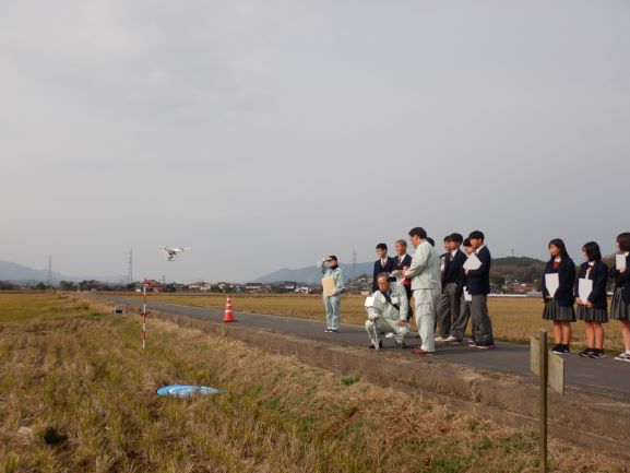 ドローンを使った撮影の様子