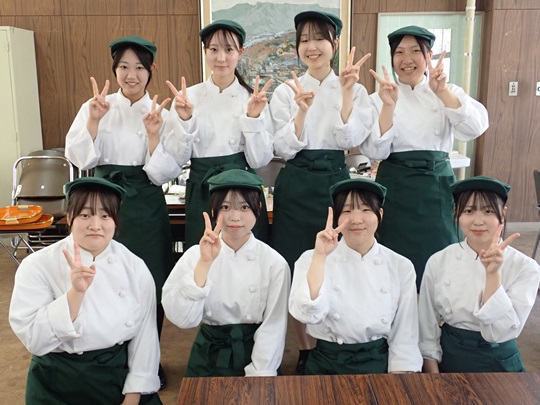 輝く女子高校生たち