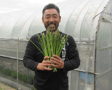 アスパラ屋しげ 鈴木茂昌さん