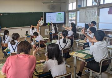 クイズでは大盛り上がり