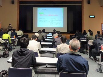 イノシシ等の捕獲映像を交えた説明会