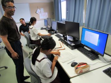 実測値を集計するメンバー