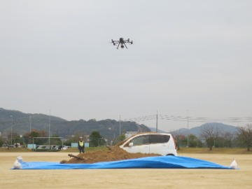 ドローンで被害状況を調査