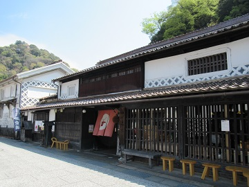 趣きのある店舗