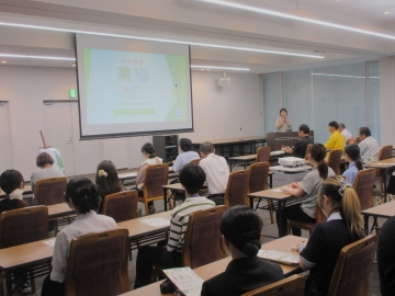 完成発表会の様子