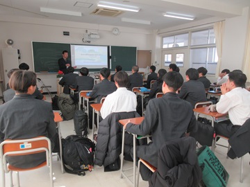 施策説明の様子