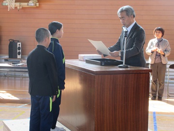局長賞を授与