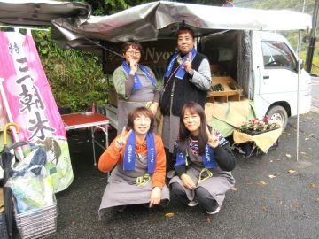 「えーにょば」の皆さん