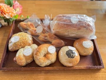 パンとおやつとKURURU