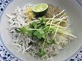 三種類の味が楽しめる三味丼