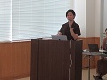 講演する金村代表理事