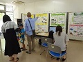 来場者への説明の様子