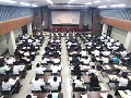 熱心に聴き入る124名の参加者