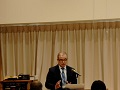 講演する青木推進官
