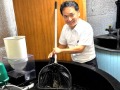 藤原さんが育てるバナメイエビ
