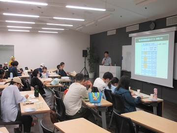 農政局職員による環境に配慮した農業についての説明