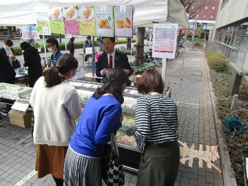 八天堂ファームの店先