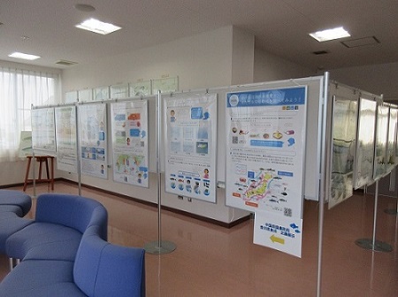 パネル展
