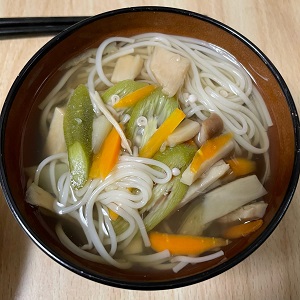 オクラ入りそうめん汁