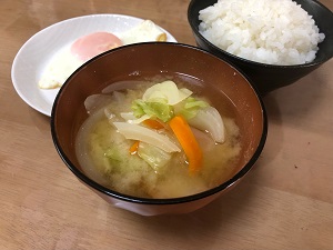 野菜の味噌汁