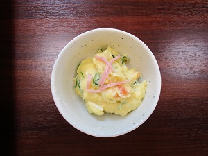 日替定食のポテトサラダ