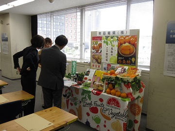 ポスターセッションの様子1