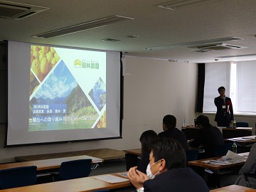 受賞者の取組紹介の様子