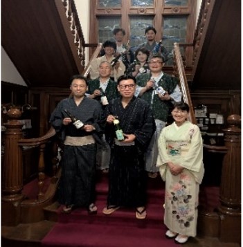 和装でプロモーション活動