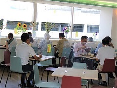 食堂の様子②