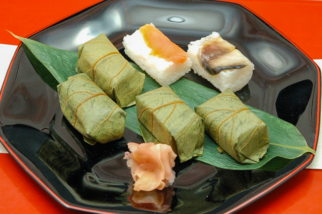Kakinoha zushi