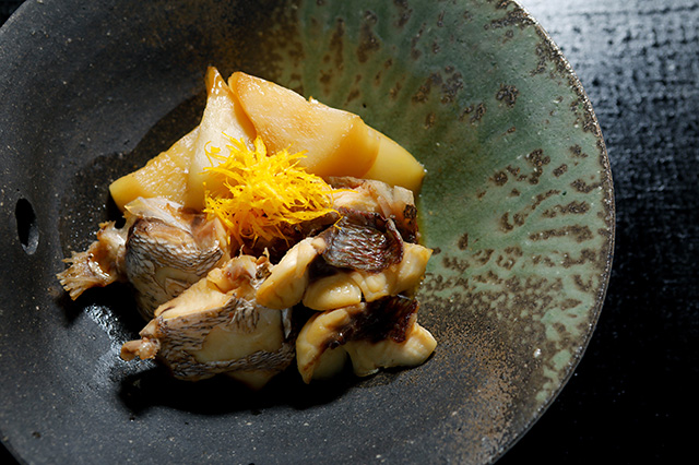 Tai Kabu (Sea Bream and Shogoin Turnip Stew)