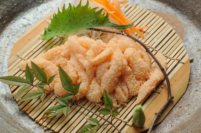 Akagarei no komaburi (flathead flounder topped with roe)