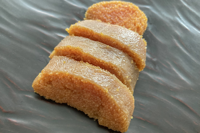 Fugunoko-kasuzuke (blowfish roe marinated in sake lees)